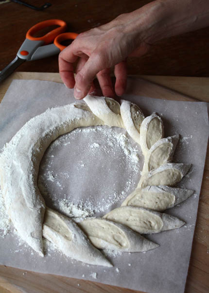 Holiday Wreath Bread! - Artisan Bread in Five Minutes a Day