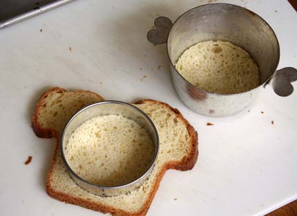 brioche for berry pudding