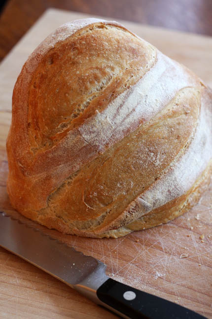 https://artisanbreadinfive.com/wp-content/uploads/2010/02/fresh-yeast-bread05.jpg