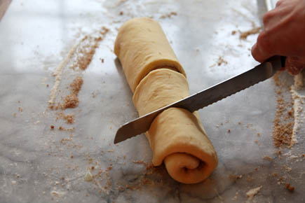 Cutting Cinnamon Rolls | Artisan Bread in 5 Minutes a Day