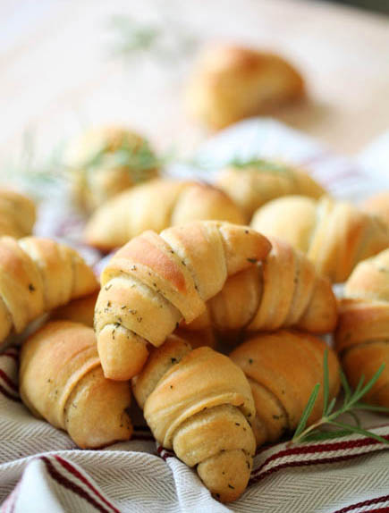 Crescent Dough Garlic Bread Recipe