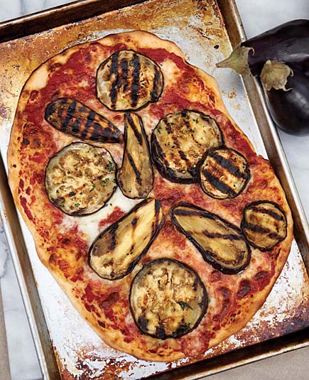 https://artisanbreadinfive.com/wp-content/uploads/2011/11/Roman-Eggplant-Pizza.jpg