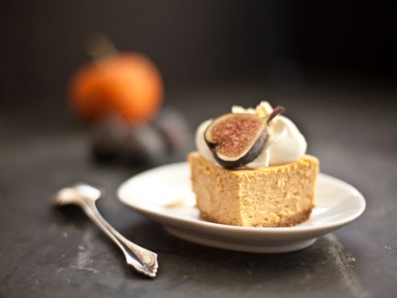 pumpkin cheesecake with amaretto cream | zoebakes