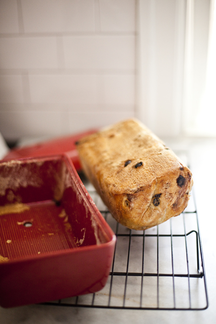 Emile Henry Covered Bread + Loaf Pan