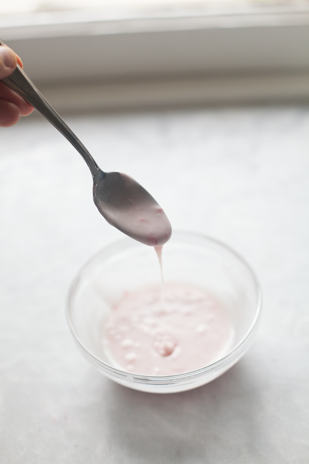 Raspberry Powdered Sugar Icing