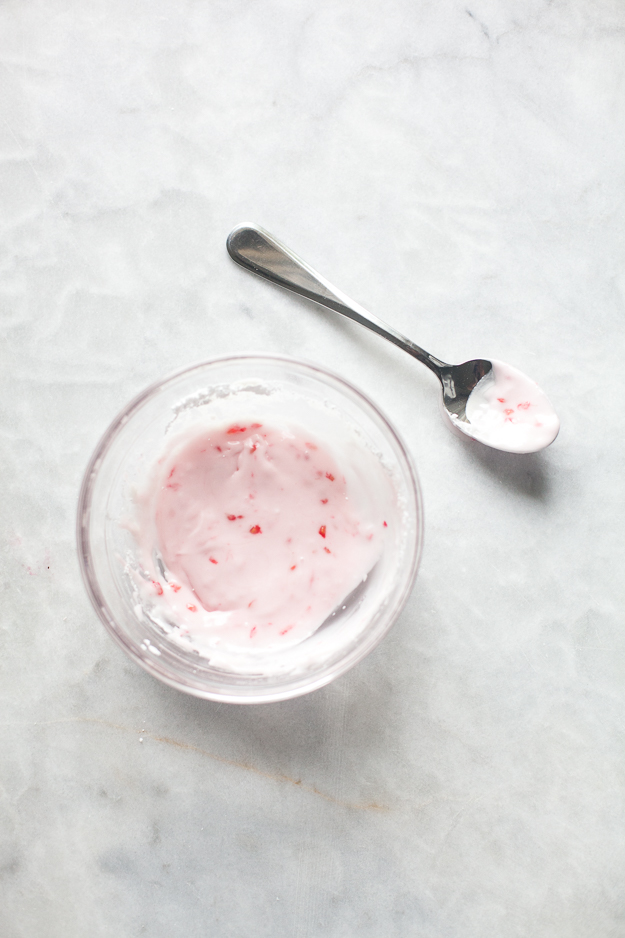 Raspberry Powdered Sugar Icing